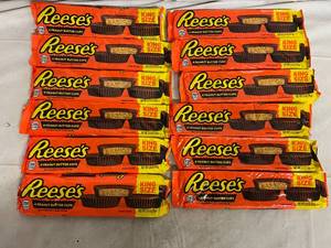 lot 269 image: 12 Reeses King Sized Peanut Butter Cups