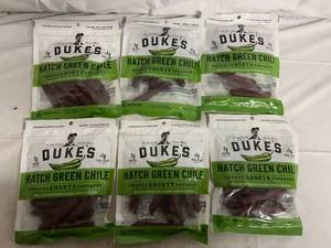 lot 279 image: Dukes Hatch Green Chile Smoked Short Sausages