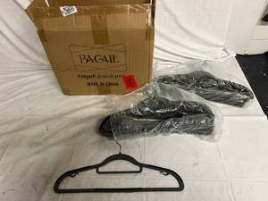 lot 26 image: 50 Bagail Metal Hangers
