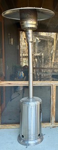 lot 26 image: Patio Heater with Propane Tank