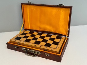 lot 40 image: Craft Chess Set