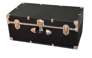 lot 39 image: Storage Trunk