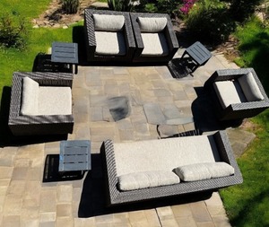 Outdoor Furniture Grouping / Patio Sofa, Chairs and Accent Tables