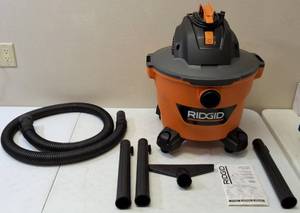 lot 34 image: Ridgid Wet  Dry Vac