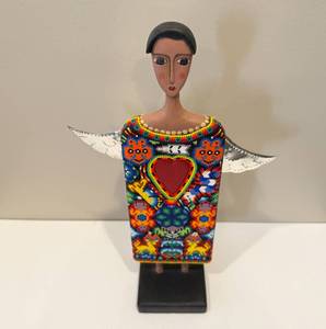 lot 66 image: Beaded Angel Sculpture  Vitorias Purple - Mexico
