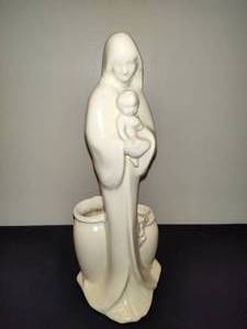 lot 23 image: HAEGER Madonna & Child PotteryPlanter