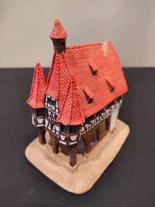 lot 43 image: LILLIPUT LANE Das Rathaus - Die Deutsche Sammlung Collection