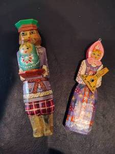 lot 78 image: Russian Folk Art Ornaments