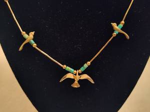lot 106 image: Silver Bird Necklace & Earring Set