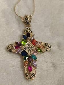 lot 110 image: Jeweled Cross Pendant & Chain - Stamped 925