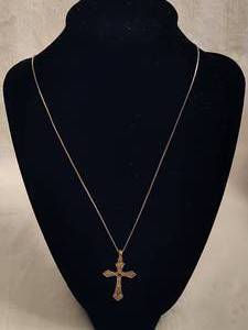 lot 114 image: Silver Chain & Cross Pendant - Stamped 925