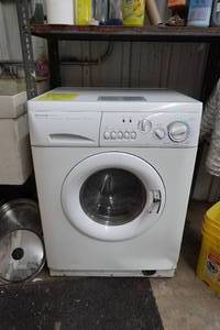 lot 1F image: Splendide 2000S WasherDryer Unit