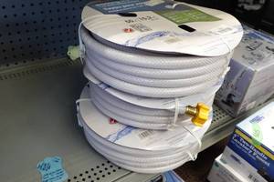 lot 315 image: 3 Camco 50 Drinking Water Hoses