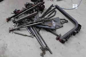 lot 60E image: Assorted Trailer Stabilizer Components