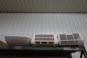 lot 453 image: Assorted RV AC Covers