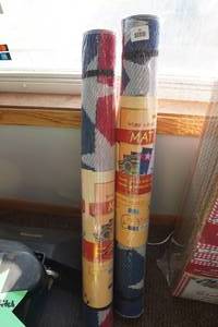 lot 28 image: 2 Reversible IndoorOutdoor Mats 36x68