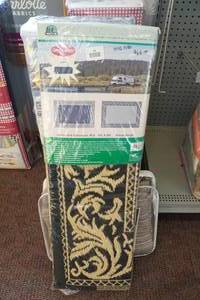 lot 68 image: RV Outdoor Mat 6x9