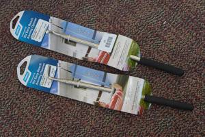 lot 97 image: 2 Camco RV Easy Reach Awning Openers