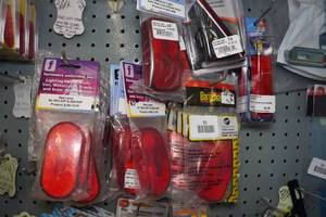 lot 61 image: Assorted Sizes Lens Replacements