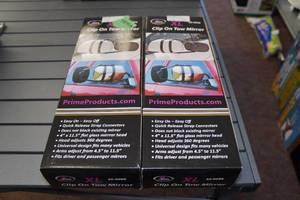 lot 495A image: 2 XL Clip On Tow Mirrors