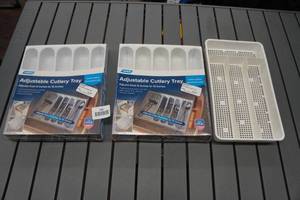 lot 220 image: 2 Camco Adjustable Cutlery Trays and Cutlery Tray