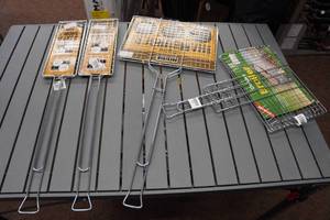 lot 233 image: Rome Hamburger Grill, 2 SMore Makers & Deluxe Broiler