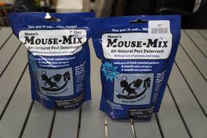 lot 267 image: 2 Moens All-Natural Mouse Mix Deterrent