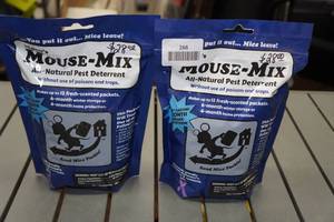 lot 266 image: 2 Moens All-Natural Mouse Mix Deterrent