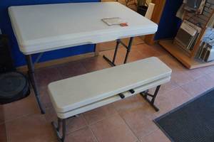 lot 292 image: Faulkner Folding Picnic Table and 2 Benches