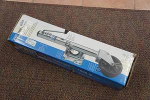 lot 497 image: Pro Series 1,000lb Trailer Jack