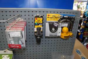 lot 500C image: Trailer Coupler Locks and Sway Control Pins