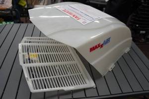 lot 120D image: MaxXAir FanMate Cover -White
