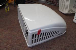 lot 120S image: Dometic Brisk Air II AC Cover