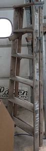 lot 409 image: Craftsman Wood Step Ladder