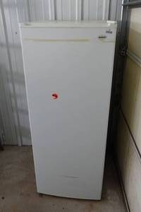 lot 476 image: Sanyo Refrigerator