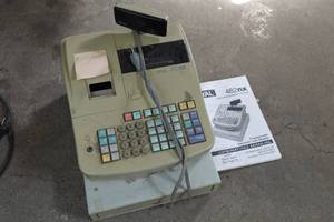 lot 397 image: Royal 482nx Electric Cash Register - NO Key