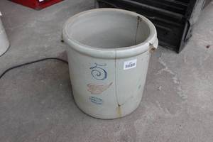 lot 435 image: Red Wing 5 Gallon Stoneware Crock