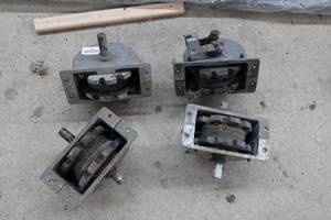 lot 484 image: Lift Gears for Apache Pop-Up Travel Trailer