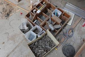 lot 381 image: Assorted Screws and Fasteners