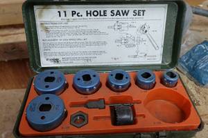 lot 383 image: Hole Saw Set with Case