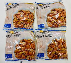 lot 43 image: C. 4x 16oz Fully Cooked Mussel Meat
