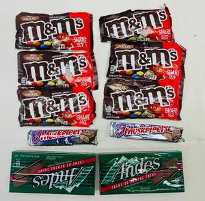 lot 61 image: 3 Musketeers, Share Size m&ms & Andes Crme De Menthe Thins