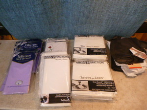 lot 37 image: Disposable Table and Chair Covers