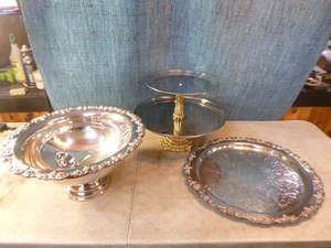 lot 53 image: Stainless Servicing Items
