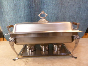 lot 56 image: Full Size Chafing Dish