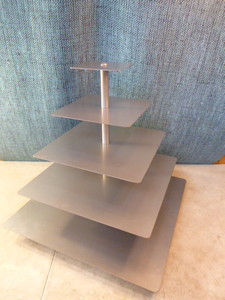 lot 70 image: Boss Mfg. 5-Tier Dessert Display