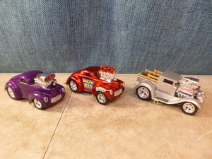 lot 116 image: 3 Die-Cast Muscle Cars