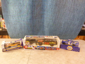 lot 119 image: 3 NASCAR Die-Cast Cars