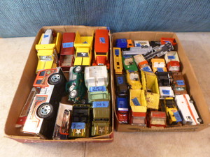 lot 127 image: 2 Flats of Toy Trucks and Cars