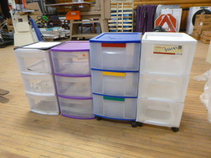 lot 132 image: 4 Plastic Storage Containers